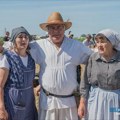 Danas je po 41. put održana tradicionalna manifestacija „Žetelački dan“ na žitnom polju blizu Sunčanog jezera kraj…