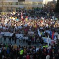 Nema stajanja: Održan veliki protest prosvetnih radnika u Čačku