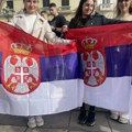 FOTO „Vučiću amigo, i Solun se dig’o“: Skup podrške srpskim studentima i u Grčkoj