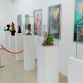 Figure "oživele" filmske plakate: Multmedijalna izložba u požarevačkoj Galeriji savremene umetnosti