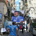 VIDEO Nestvarne scene u Napoliju pred meč sezone, Maradona u centru svega