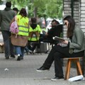 Devojka pritvorenog aktiviste: Iako je reč o političkom progonu, dobro se drže, nadležni im ne daju da se sretnu