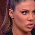 ''Smetalo bi mi da sada imam oca'' Šok izjava Sandre Afrike: ''On je primer kakav ne treba biti roditelj''