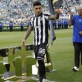 Milenković dobio novog saigrača: Notingem Forest pojačao napad Brazilcem
