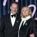 (Foto) udade se čuvena samanta iz „Seks i grad“ u 69. Godini Četvrta sreća sa 14 godina mlađim mladoženjom