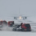 Zbog zimske oluje u SAD za vikend otkazano više od 8.000 avionskih letova