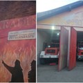Vatrogasni dom u Petrovaradinu pred urušavanjem Krovovi pucaju, oprema stari Vatrogasci upozoravaju na ozbiljan problem