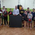 Stevović uručio novu opremu Kik-boks klubu „Radnički“ nakon velikih uspeha na državnom prvenstvu