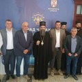 Mitropolit Arsenije u Čačku: Posle obilaska Hrama Vaznesenja razgovarao sa gradskim čelnicima