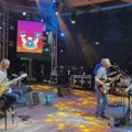 „Moondance“ zagrejao Kraljev trg uz hitove rok muzike
