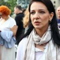 Marinika Tepić ispred CZ-a o uhapšenoj službenici MUP-a: Katarina Petrović je heroj, privedena je jer joj Vučić nije kum