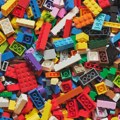 Kompanija “Lego” odustala od proizvodnje kocki od reciklirane PET plastike