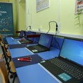 Eurobank Direktna opremila računarski kabinet srednje ekonomske škole „9. maj“ u Sremskoj Mitrovici