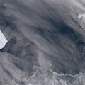 Priroda: Ledeni džin nestaje - poslednji meseci ogromne sante dvostruko veće od Londona