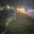 Užas na Ibarskoj kod Čačka - težak sudar 2 automobila! Vatrogasci sekli vozila da bi došli do petoro povređenih