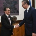 Vučić nakon susreta sa rokfejom: Za nas je strateško partnerstvo sa Republikom Francuskom od izuzetnog značaja (foto)