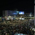 BLOG UŽIVO Počeo veliki protest u Nišu: Reke ljudi se slivaju ka centru grada, jedna kolona prošla pored prostorija SNS