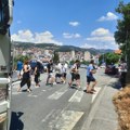 Užičani nadmudrili policiju: Ako ne može do podvožnjaka, može na pešački prelaz