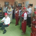 Najstariji amaterski glumački par iz Leskovca predstavom obeležio 55 godina braka