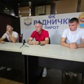 "Beli, beli, Radnički..." Tako smo nekada pevali! Da u nedelju zapevamo ponovo! Počelo je prvenstvo! Radnički Pirot, nego…