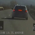 Šok prizor na putu kod novog sada! Policijski presretač ulovio bahatog vozača, pogledajte snimak (video)