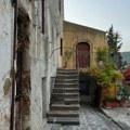 Kupila kuću za 1 evro pa se šokirala kad je otvorila vrata: "Blago rečeno, bilo je katastrofalno" (foto)