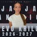 Eksplozivna kadetkinja obukla crveni dres