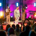 Najlepše je kada izađeš pred ljude i vidiš da zajedno dišete: Peđa Jovanović priredio spektakl za pamćenje u Niškoj tvrđavi…
