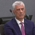 Uživo (FOTO/VIDEO) Izricanje presude bivšim vođama OVK u Hagu: Građani se okupljaju na trgu u Prištini