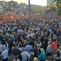 У чему је разлика између „не дамо Косово“ Вучића и студената?