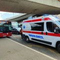 Kamenovali autobus kod Starog sajmišta: Jedna osoba povređena