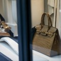 Kako je nedostupnost 'birkin' tašni dovela Hermès pred sud?