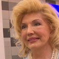 (Foto): "Za moju lepotu su zaslužni doktori" Suzana Mančić pokazala kako izgleda nakon operacije kapaka