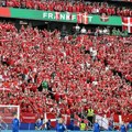Jeziva drama pred utakmicu danska - Srbija! Navijači na ulici Minhena oživeli mladića, pa opisali potresne detalje