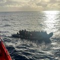 Troje migranata se utopilo na Mediteranu, 15 spaseno