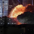 Totalni haos: Ispaljene balističke rakete; Žestoki okršaji na nebu; Pogođeno "srce Tel Aviva" FOTO/VIDEO