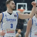 POLUVREME - Šou Cerovine protiv Zvezde, Spartak grabi ka finalu