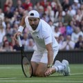 Dimitrov poveo 2:0 u setovima protiv Sinera i predao meč zbog povrede