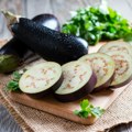 Znate li šta zapravo jedete? Evo zbog čega je vekovima patlidžan važio za otrovan