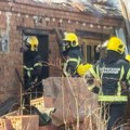 Dramatična noć kod Paraćina, majka i sin izvučeni iz vatre: Požar progutao porodičnu kuću, pretvorila se u prah i pepeo, ali…