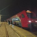 Pun voz iz Prijepolja za Beograd stao u Lazarevcu, putnicima rečeno da se ne zna kada će krenuti