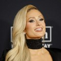 Pojavila se i zaustavila vreme: Paris Hilton opravdala epitet modne ikone