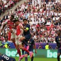 Uživo, poluvreme: Arsenal vodi u finalu Lige šampiona!