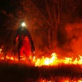Vatrogasci i posada helikoptera dočekani u Beogradu nakon gašenja požara u Španiji