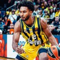 Fener "prelomio" Virtus u finišu za pobednički start sezone