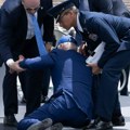 Američki predsednik Džozef Bajden pao na bini u Koloradu, Bela kuća kaže da se „sapleo o vreću sa peskom"