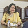 Nova ambasadorka Indije, u tradicionalnoj nošnji, posetila Dačića