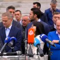 „Kao što ova kiša pada, pašće i vlast SNS“: Opozicija proglasila početak izborne bitke sa Aleksandrom Vučićem