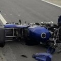 Težak sudar trolejbusa i motocikla kod Doma omladine: Vozač motora hitno hospitalizovan