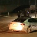 Eksplozija u Zvečanu: Jaka detonacija odjeknula oko ponoći u blizini pumpe, oštećeno više vozila (video)